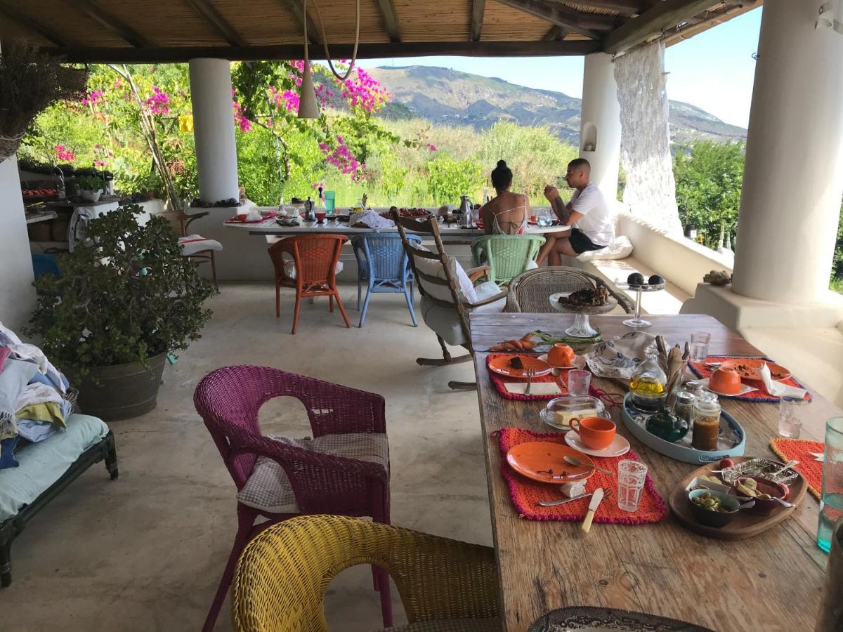 B&B Al Salvatore Di Lipari Ngoại thất bức ảnh