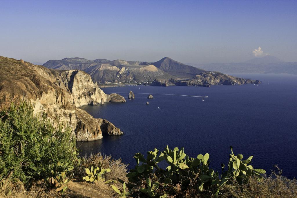 B&B Al Salvatore Di Lipari Ngoại thất bức ảnh