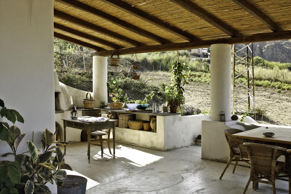 B&B Al Salvatore Di Lipari Ngoại thất bức ảnh