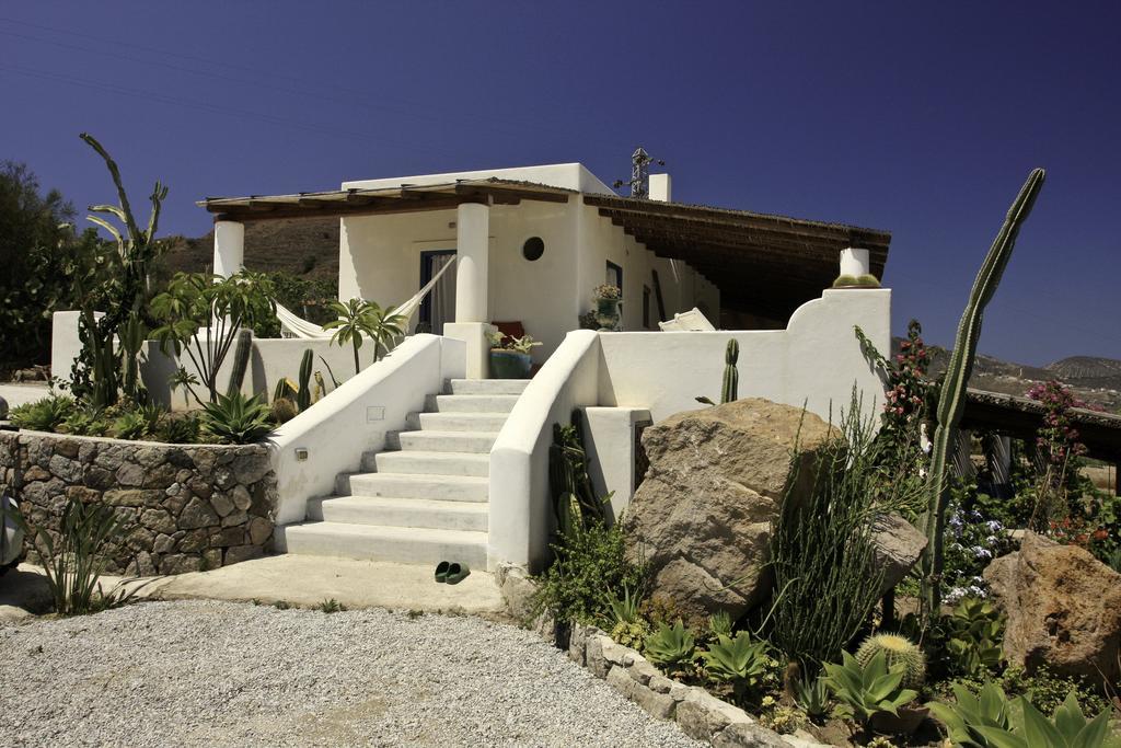 B&B Al Salvatore Di Lipari Ngoại thất bức ảnh